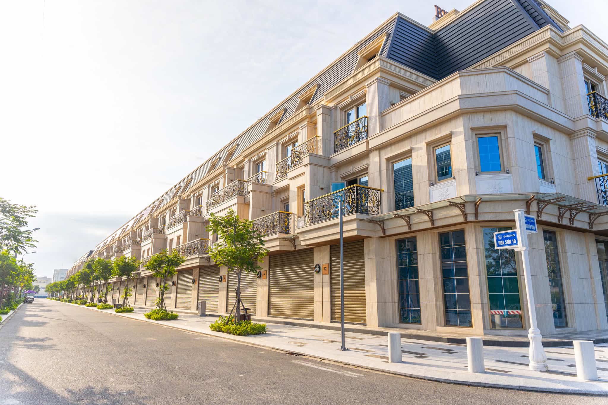 Regal Pavillon Đà Nẵng - Vị trí ven sông Hàn